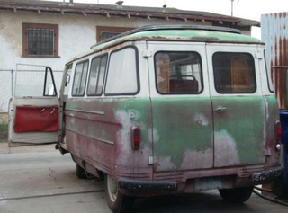 Illustration for article titled For $4,100, Act Like You Caravan